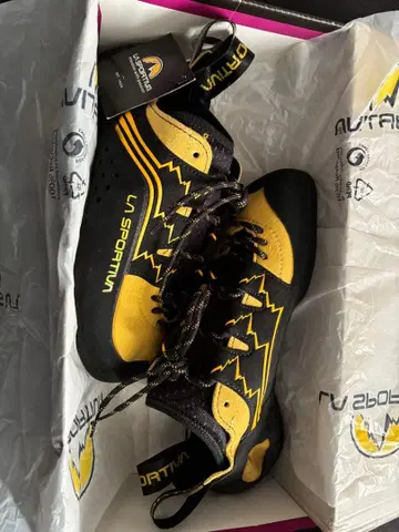 라스포르티바 카타나 레이스 EU40.5 새상품 (구형 모델)