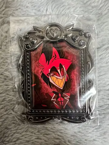 해즈빈 호텔에 오신 것을 환영합니다 액자 스탠드 알래스터