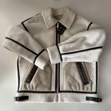 SLY 화이트 플리스 자켓 가죽 악센트