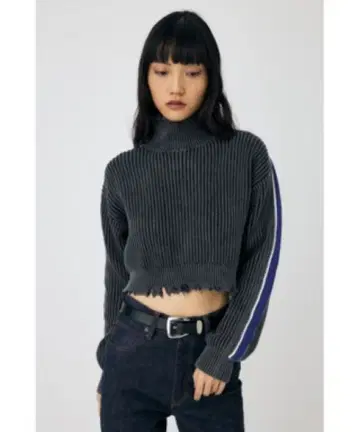 MOUSSY GRUNGE LINE SLEEVE 니트 데미지 숏 기장