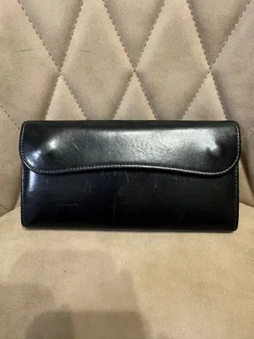 WILDSWANS WAVE 왕관 로고 안장 블랙