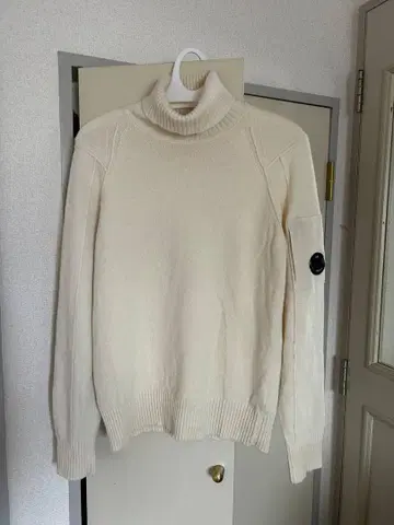 C.P. COMPANY 터틀넥 니트 스웨터 사이즈 50 M