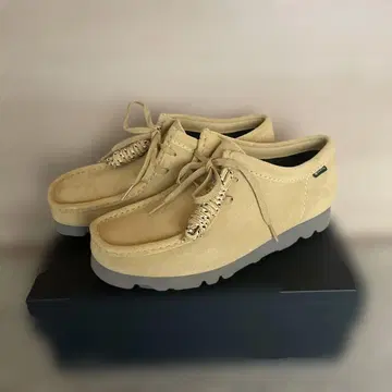 클락스 왈라비 고어텍스 GTX