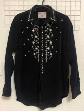 PASSAGE 셔츠 꽃무늬 자수 블랙 빈티지 레트로