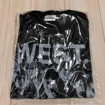 WEST. 그래픽 T셔츠 블랙