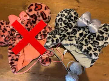 레오파드 무늬 모자 세트 (리본 폼폼 포함) 디즈니 폼폼 포함 캡