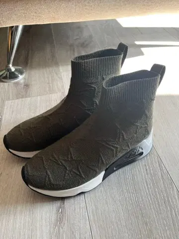 [ 새상품 ] 인기 레어 ASH 스니커즈 숏부츠 카키 35