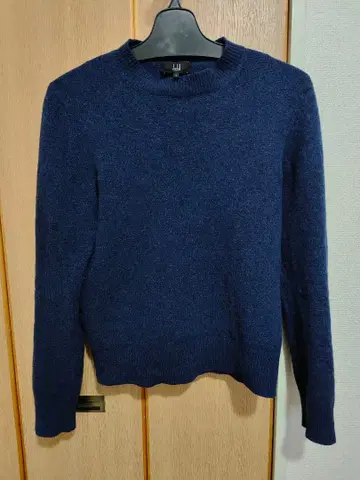 던힐 네이비 니트