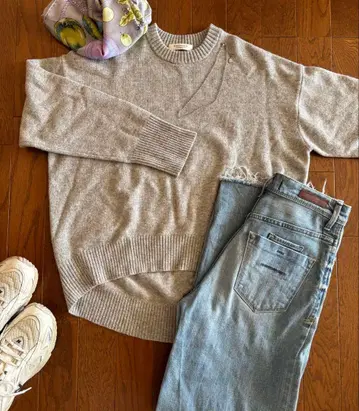 MACPHEE 라이트 그레이 니트 스웨터 긴팔!