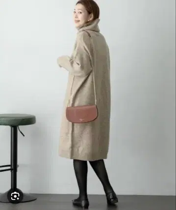 [ 미사용 새상품 ] 어반리서치 로쏘 터틀넥 원피스 그레이지