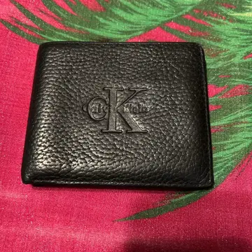 Calvin Klein 블랙 접이식 지갑