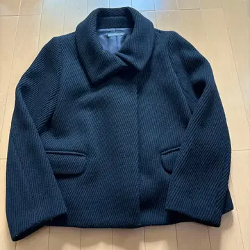 이에나 리브 숏코트 블랙