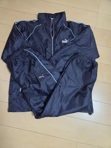 PUMA 네이비 우비 집업