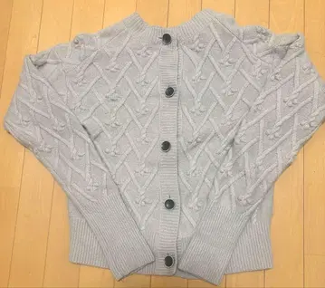 이에나 니트 긴팔 가디건 베이지