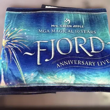 Mrs. GREEN APPLE 피요르드 10주년 기념 타월