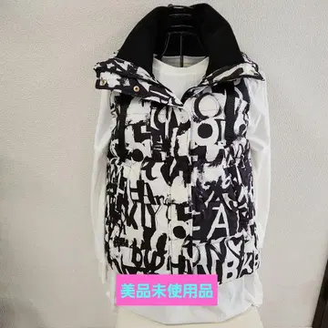 [새상품급] 다운 베스트 블랙 화이트 문자 프린트 5