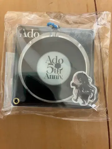 Ado 아크릴 캔뱃지 케이스