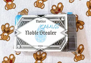 우타프리 탭나이 패스 케이스 카뮤