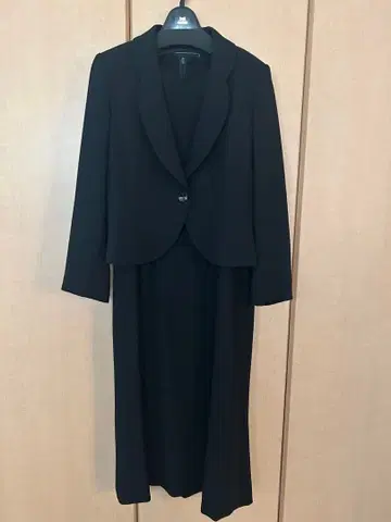 도쿄 이긴 블랙 원피스 수트 자켓 포함 13호