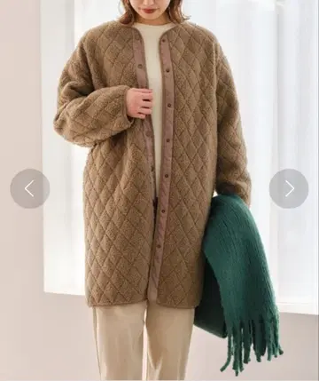 [ 미사용 새상품 ] 스튜디오 클립 보아 퀼팅 코트 모카 M 사이즈