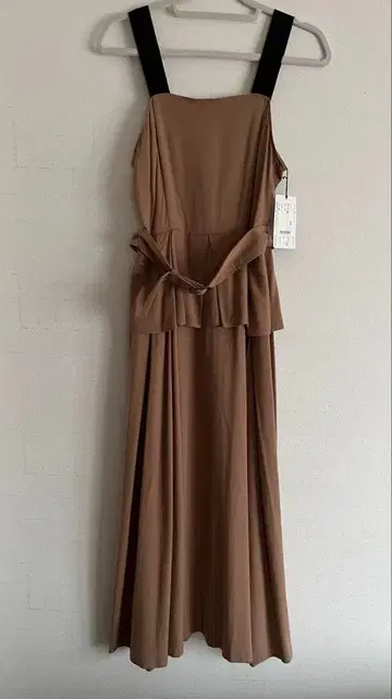 새상품 GALENA/롱 플레어 원피스