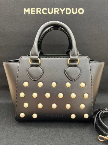 MERCURYDUO 펄 장식 블랙 숄더백