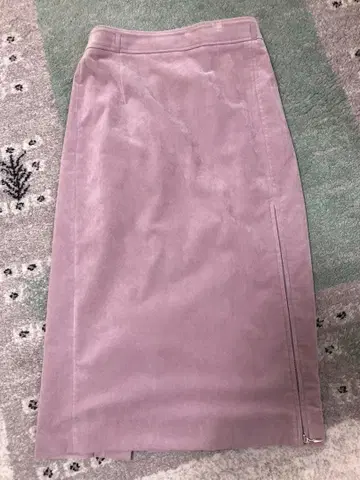 타이트 스커트 무릎 기장 슬릿 포함