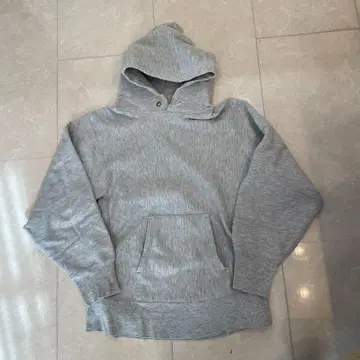 눈 없는 80s 트리코 태그 M 리버스 위브 후드티