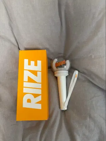 RIIZE 응원봉 화이트 박스 포함