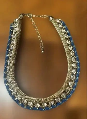 파랑과 금의 럭셔리 목걸이