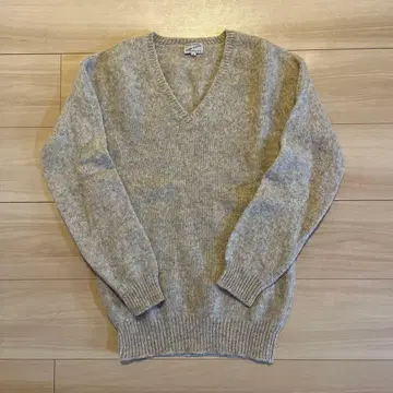 V넥 니트 스코틀랜드제 울 100% Fansythknit