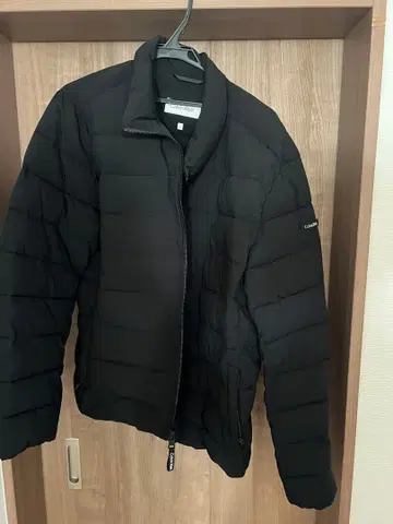 캘빈 클라인 블랙 다운 자켓