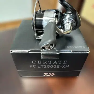 다이와 24CERTATE FC LT2500S-XH 스피닝 릴