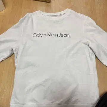 Calvin Klein Jeans 화이트 맨투맨 S