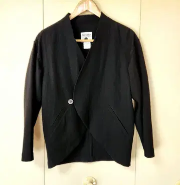 Plantation 플랜테이션 울 자켓 블랙