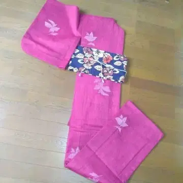 울 기모노 선명한 컬러.. 큐트한 코디