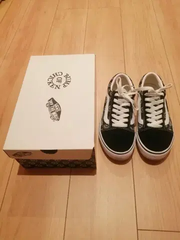 박스 포함 Vans 반스 x 범프 오브 치킨 올드스쿨 스니커즈 23