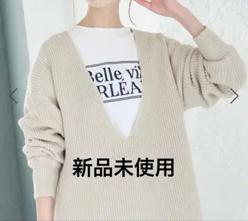 로페피크닉 [ WEB 한정판 ] 깊은 V넥 니트 상의