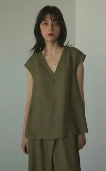 새상품 BLACK BY MOUSSY/V넥 메쉬 상의