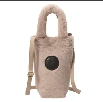 스타벅스 홀리데이 2025 보틀 숄더백 퍼 베이지