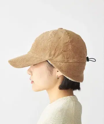 SHIPS 로고 자수 코듀로이 보아 오버핏 캡