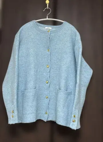 URBAN RESEARCH 라이트 블루 니트