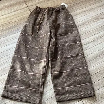 새상품 사만사 모스모스 브라운 계열 체크 와이드 팬츠 F