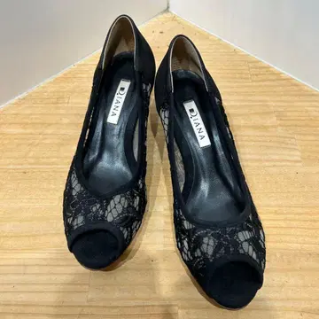 DIANA 다이애나 오픈토 펌프스 레이스 블랙 힐