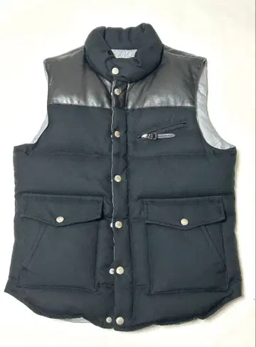 저널 스탠다드 다운 베스트 M 블랙 가죽