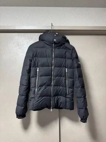 TATRAS R 블랙 다운 자켓