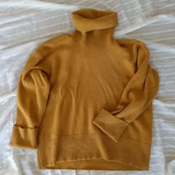 머스타드 터틀넥 니트 맥피 S