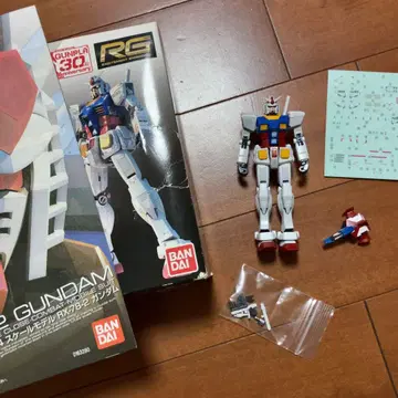 RG 1/144 RX-78-2 건담 (초기형)