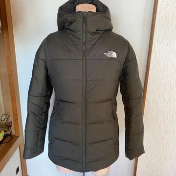 THE NORTH FACE 후드 부착 다운 자켓