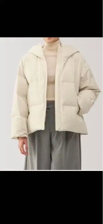 무인 다운 자켓 아이보리 L 사이즈